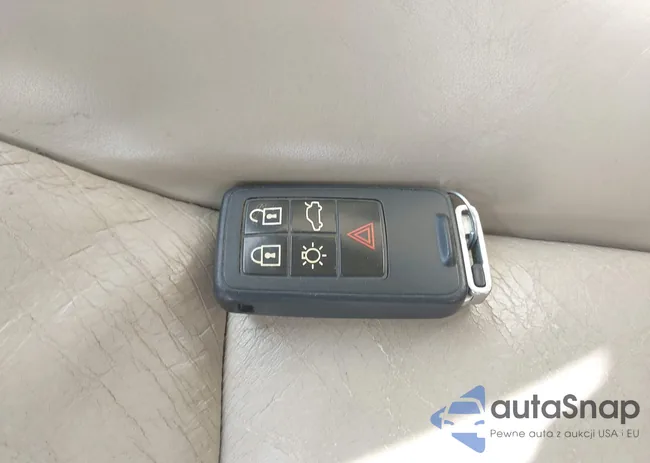 YV4952DL7B2174967: 39603551