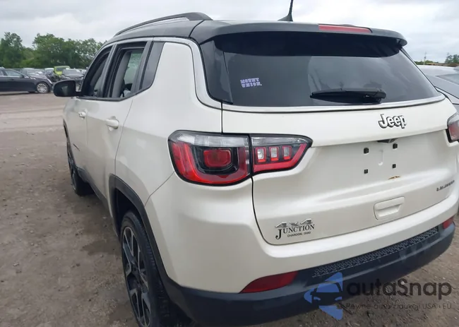 3C4NJDCB0JT454809: 39604556