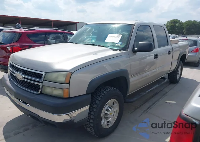 1GCHC23U86F159794: 39610157