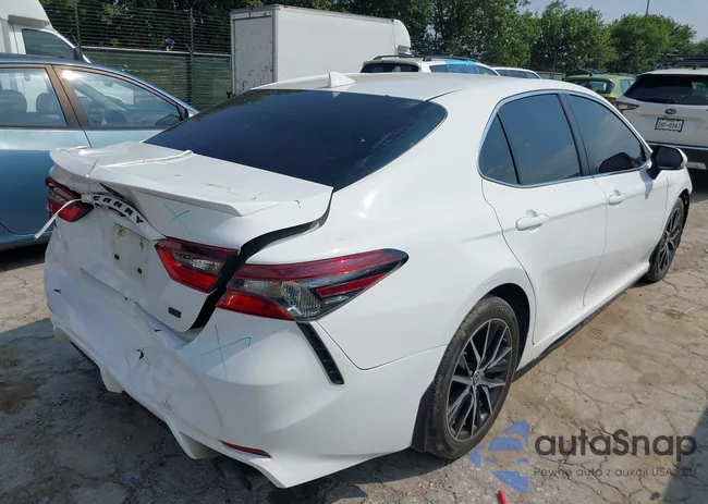 4T1G11AK3PU758284: 39617206