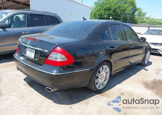 WDBUF72X07B103743: 39617778