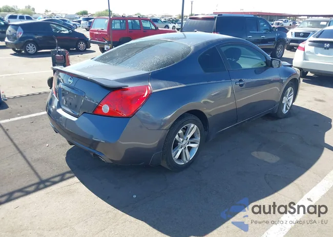 1N4AL2EP8AC103315: 39620211