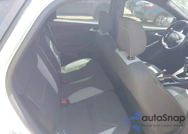 1FADP3L9XJL249047: 39622096