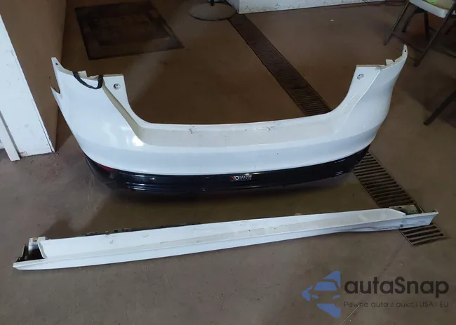 1FADP3L9XJL249047: 39622096