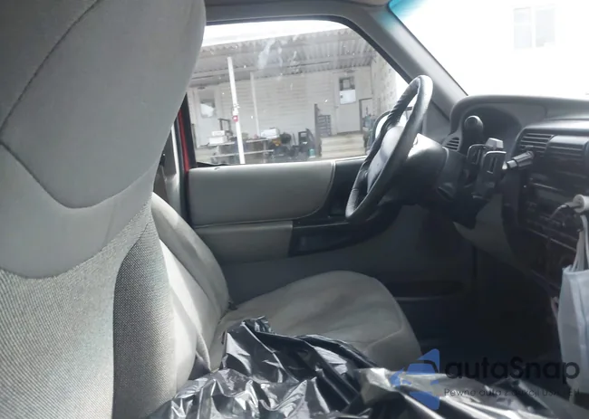 1FTYR14V6YPB53683: 39623886