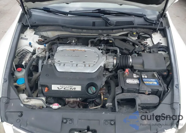 1HGCP36769A042910: 39632164