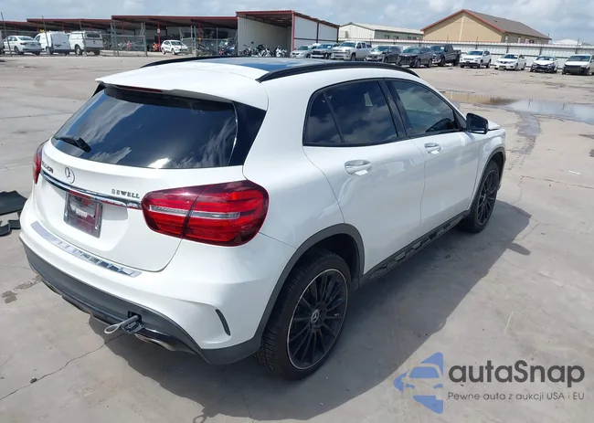 WDCTG4EB2KU001697: 39636168