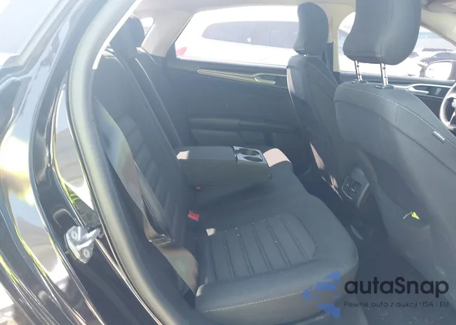 3FA6P0LU2JR169092: 39637243