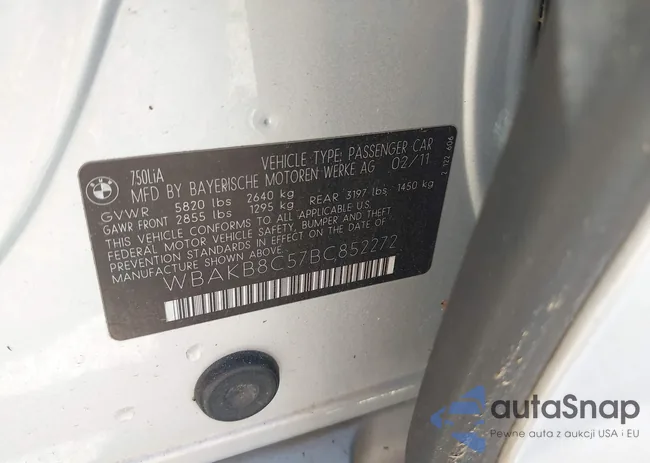 WBAKB8C57BC852272: 39639474