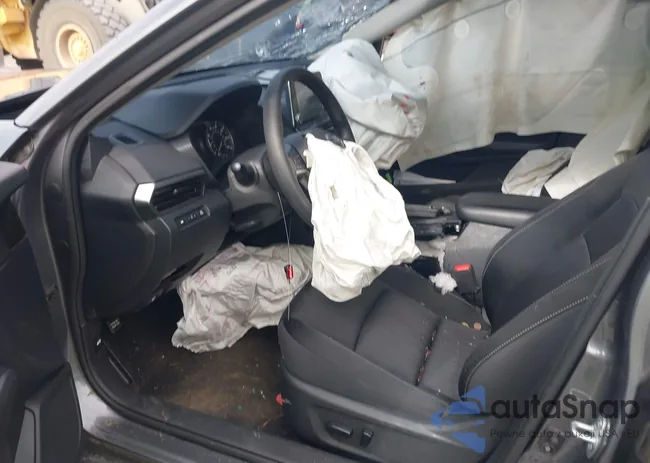 1N4BL4BV9KC166881: 39640752