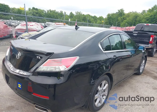 19UUA8F29CA022665: 39644602