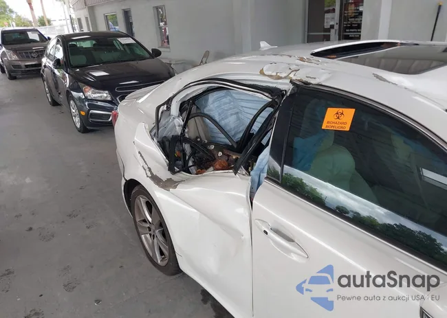 JTHBF5C26B5151446: 39645557