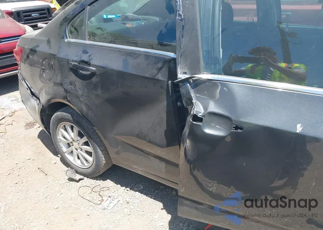 1G1JD5SH6H4132069: 39648348