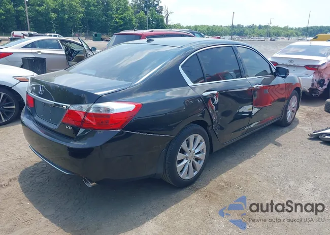 1HGCR3F80EA041426: 39649643