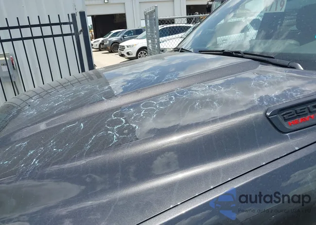 3C6UR5HL4RG157713: 39651353