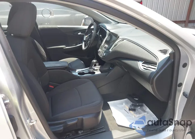 1G1ZD5ST4JF187797: 39651515