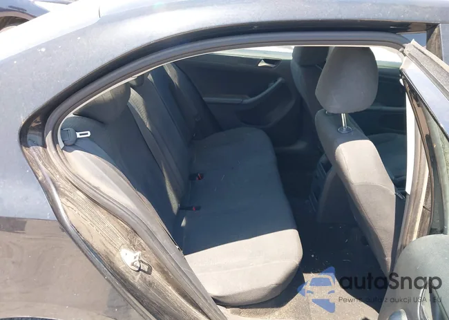 3VW2K7AJ3FM315512: 39655610