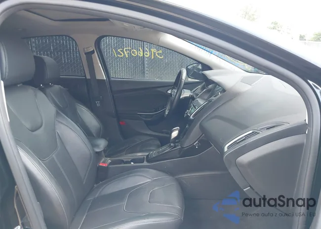 1FADP3N27JL208553: 39660721