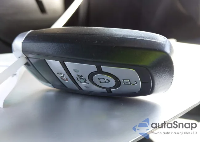 3FA6P0LU8HR374815: 39663900