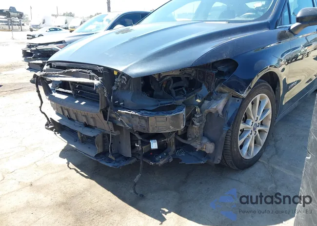 3FA6P0LU8HR374815: 39663900