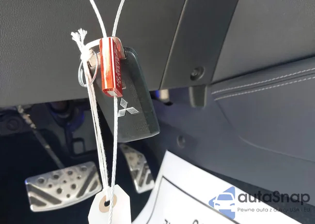 JA4AP4AW4JU018385: 39669681