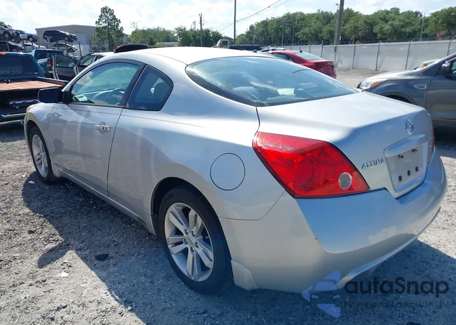 1N4AL2EP4AC151071: 39673237