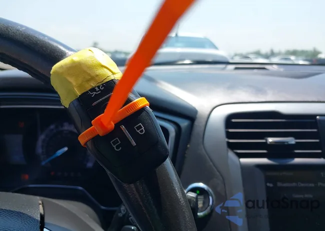 3FA6P0K92DR200035: 39673268