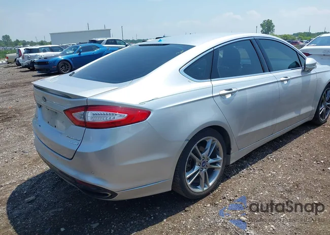 3FA6P0K92DR200035: 39673268