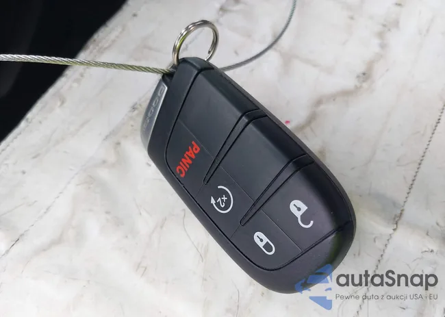 3C4PDCBB8DT675817: 39673395