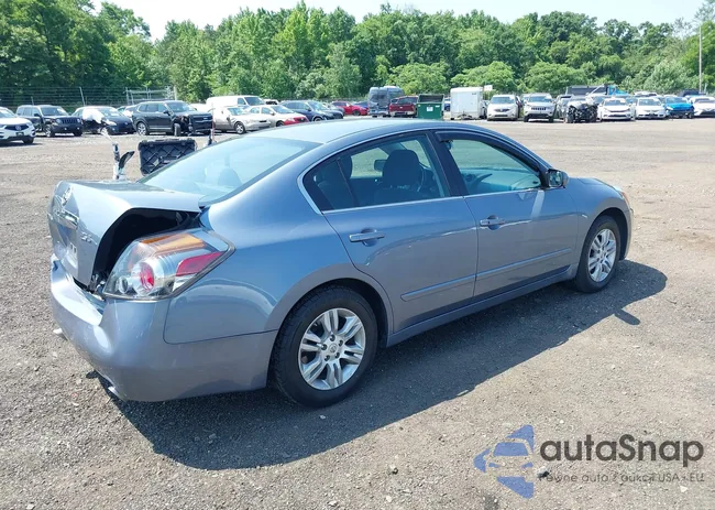 1N4AL2AP9BN476021: 39675948