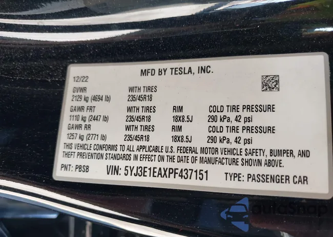 5YJ3E1EAXPF437151: 39676728