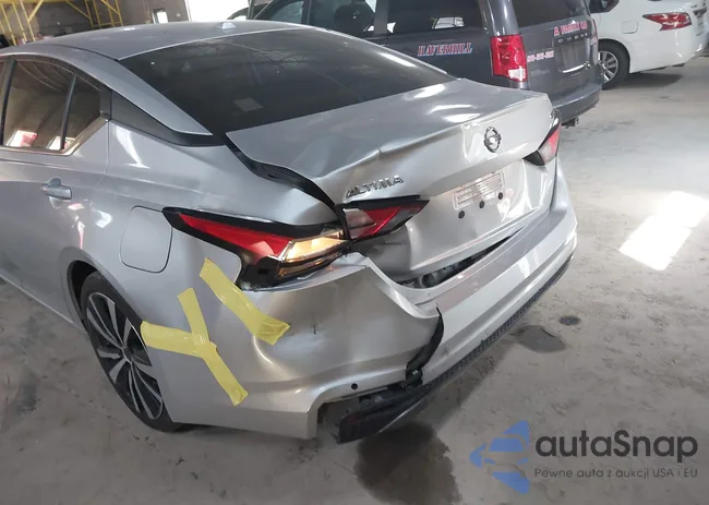 1N4BL4CV3LC182672: 39678775