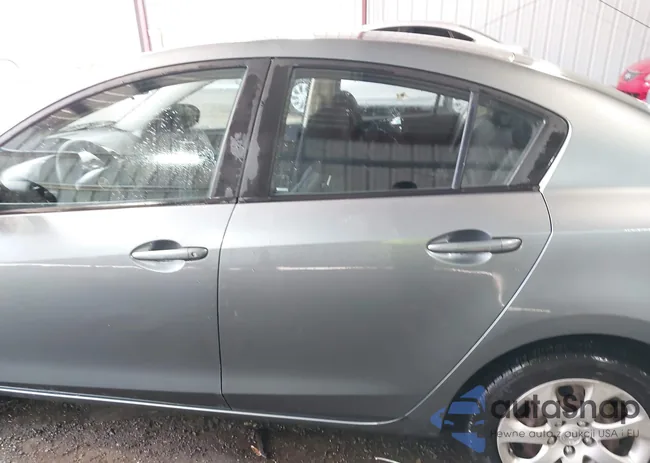 JM1BL1UG6C1611677: 39684257