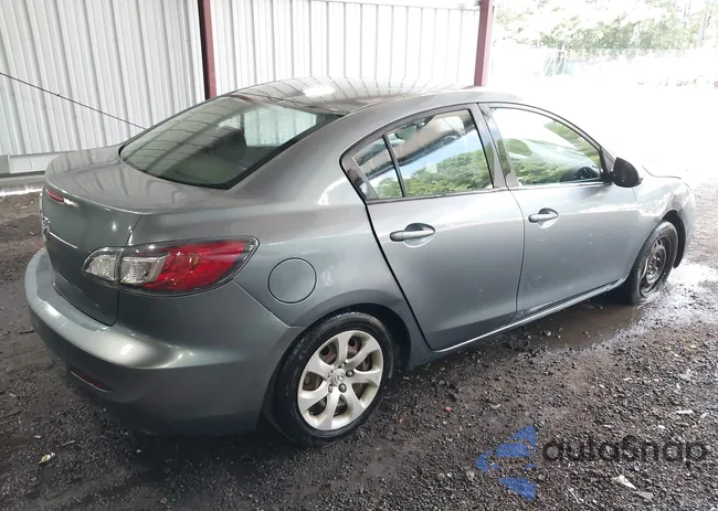 JM1BL1UG6C1611677: 39684257