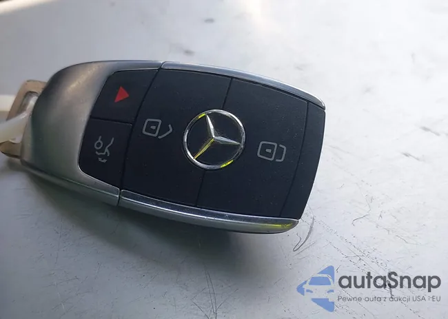 W1K3G4EB8MJ256810: 39683764