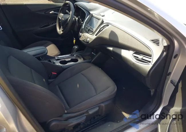 1G1ZE5ST1HF173153: 39689841