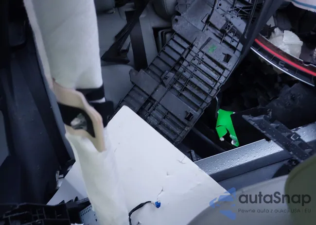 WA1EFCFS9GR016213: 39691678