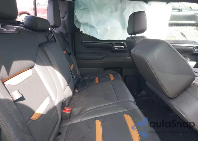 3GTUUEE81PG241606: 39696348