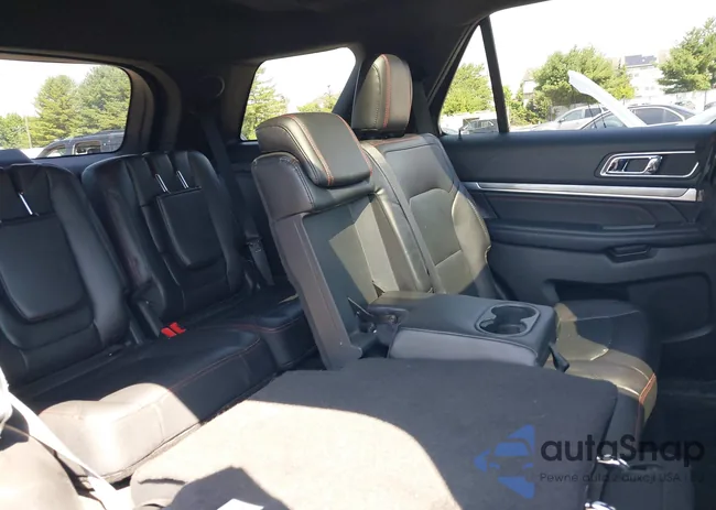 1FM5K8GT1HGD75702: 39697368