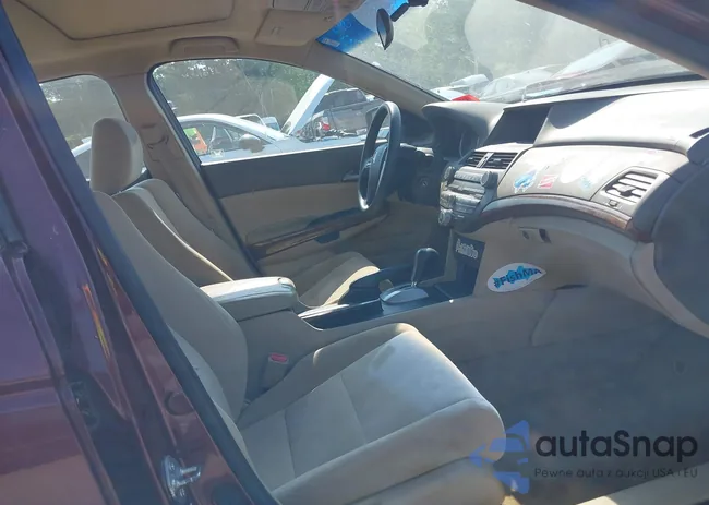 1HGCP2F73AA003853: 39696573