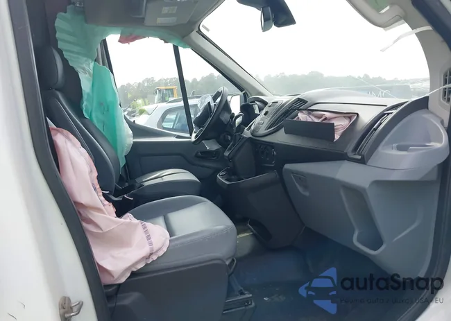 1FTYR2CG7JKA05067: 39699277