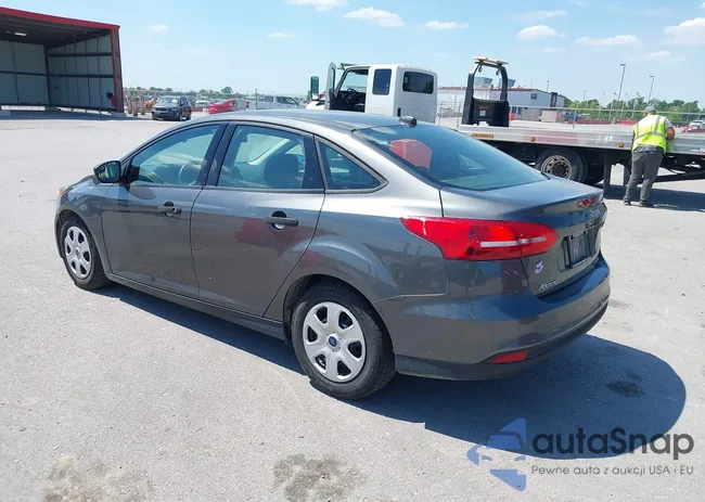 1FADP3E26FL299967: 39700122