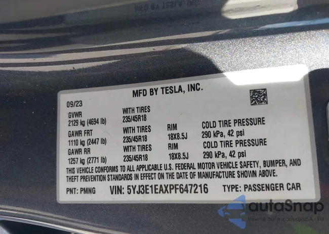 5YJ3E1EAXPF647216: 39703036