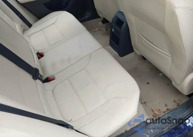 3VWLL7AJ3EM381929: 39702510