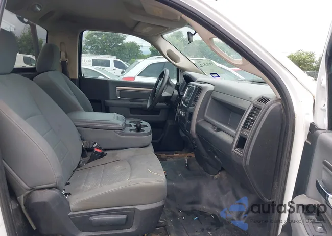 3C6JR6AP9DG505889: 39702592