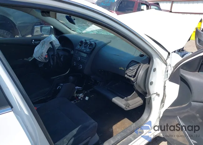 1N4AL2AP5BN430413: 39708900