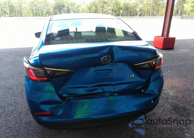 3MYDLBZV3GY137373: 39712356