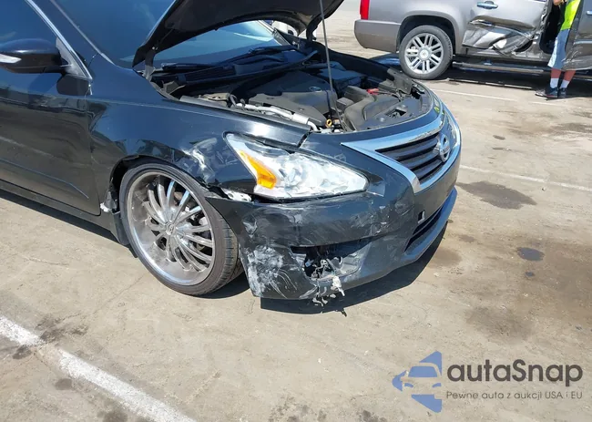 1N4AL3AP8EC412915: 39712928