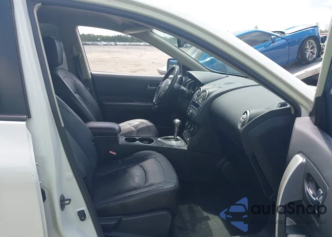 JN8AS5MT2AW503211: 39713071