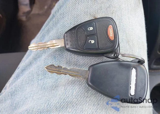 1C4NJDBB9ED800255: 39715427